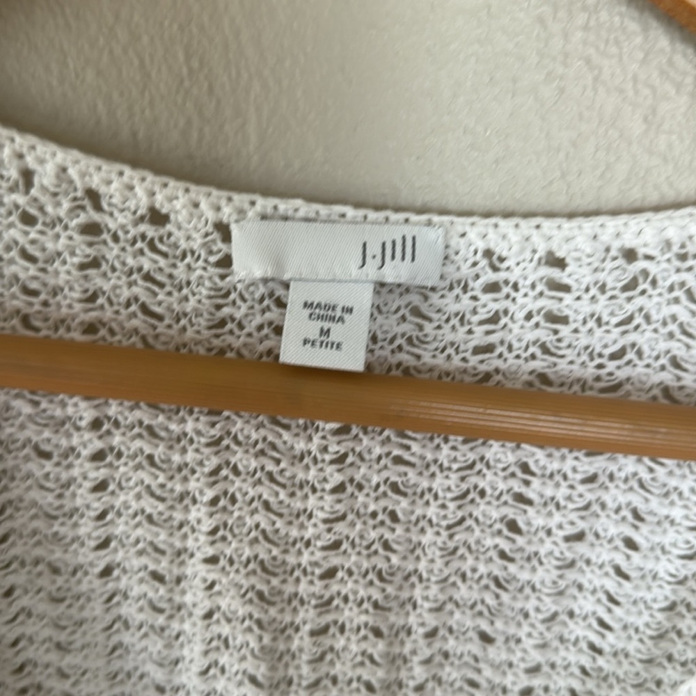 J. Jill White V-Neck lightweight half sleeve Sweater petite medium - Picture 2 of 5